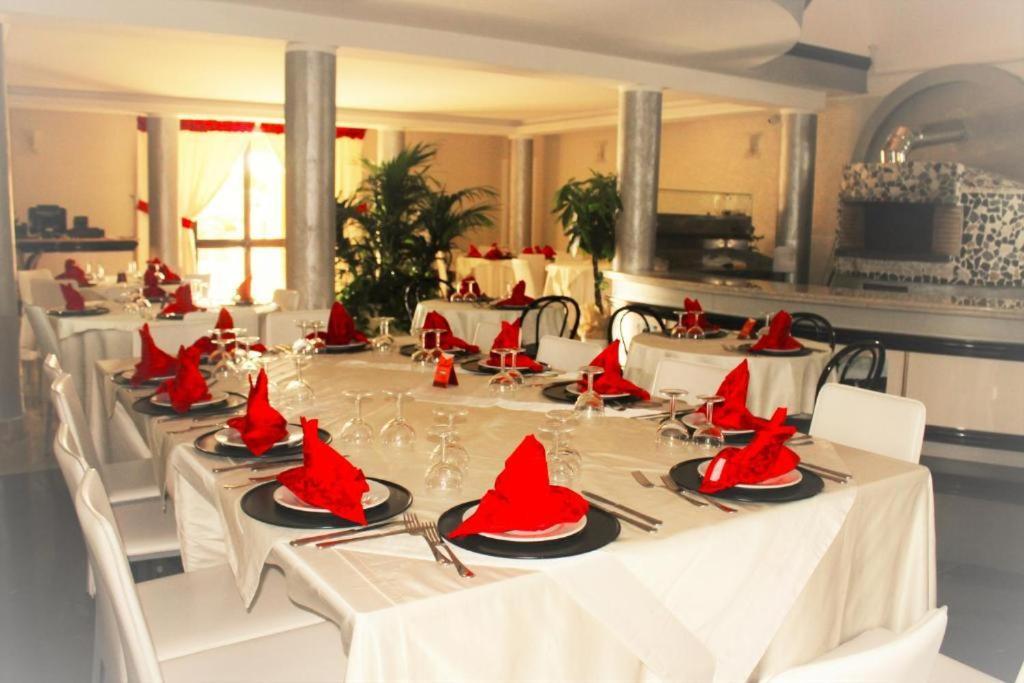 Il Postiglione Hotel - Sala Ricevimenti Minturno Exteriér fotografie