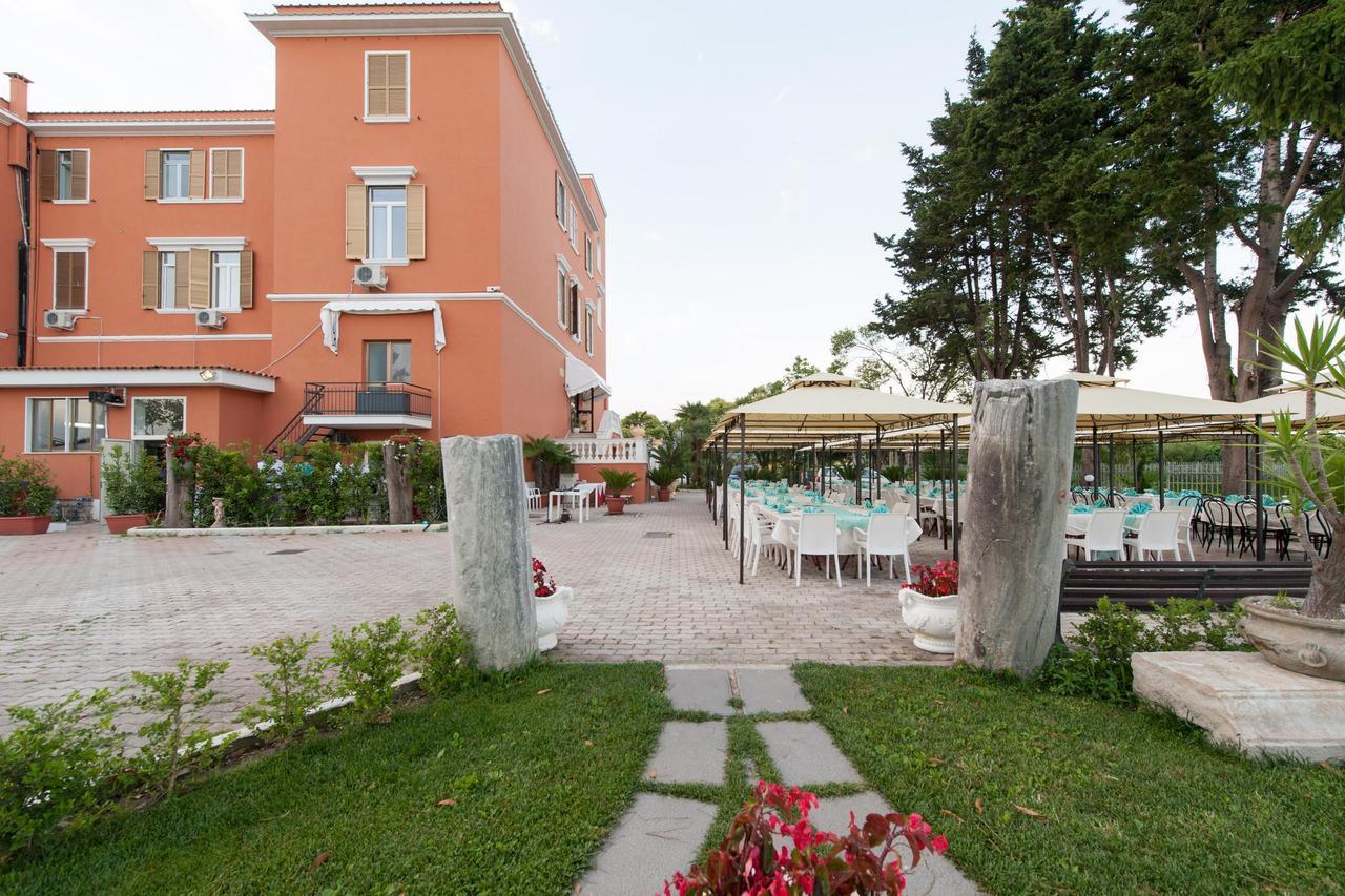 Il Postiglione Hotel - Sala Ricevimenti Minturno Exteriér fotografie